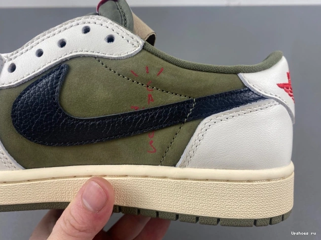 RETRO  SP JORDAN  OG 1 LOW DM7866-200 TRAVIS SCOTT 0902